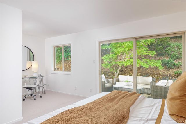 9 Underhill Rd, Mill Valley, CA 94941