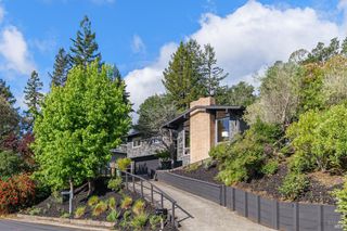 9 Underhill Rd, Mill Valley, CA 94941