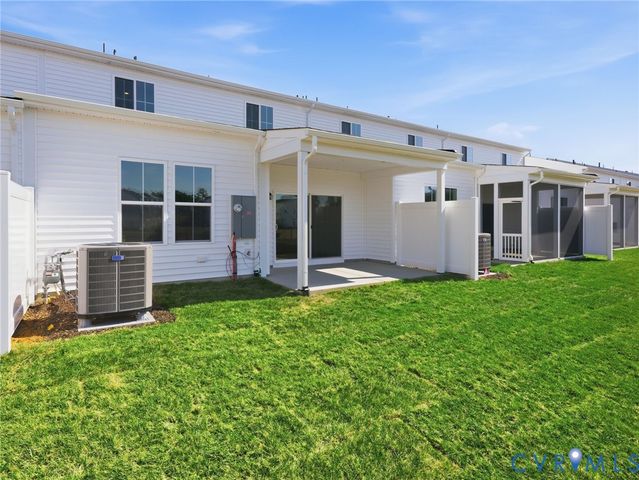 6800 Oasis Breeze Ln, Midlothian, VA 23112