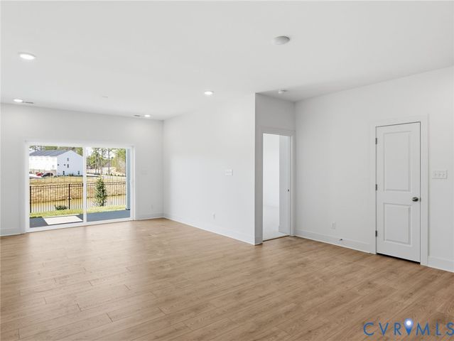 6800 Oasis Breeze Ln, Midlothian, VA 23112