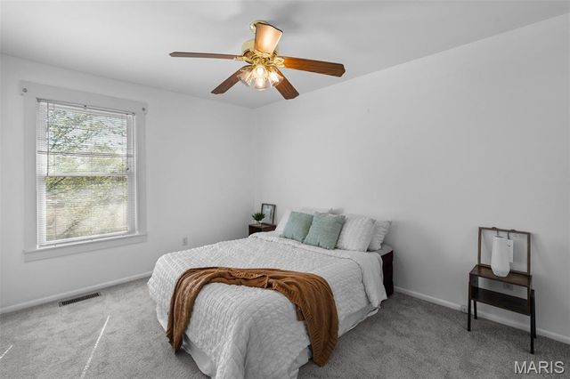 5730 Luffbury Circle, Oakville, MO 63129