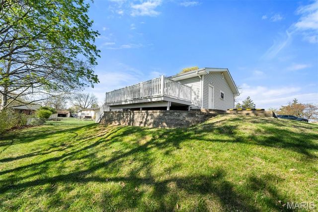 5730 Luffbury Circle, Oakville, MO 63129