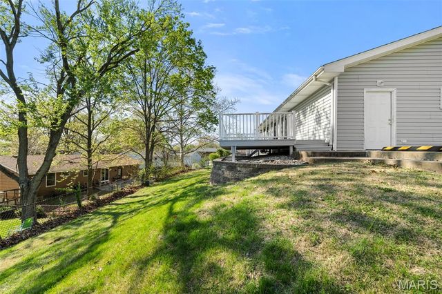 5730 Luffbury Circle, Oakville, MO 63129