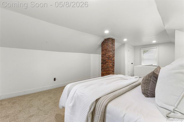 411 N Stephenson Highway, Royal Oak, MI 48067