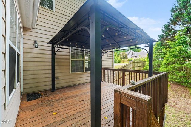 517 Wheddon Cross Way, Wake Forest, NC 27587