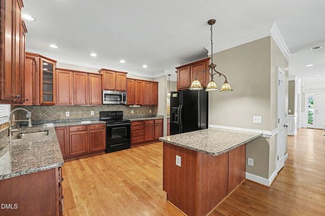 517 Wheddon Cross Way, Wake Forest, NC 27587