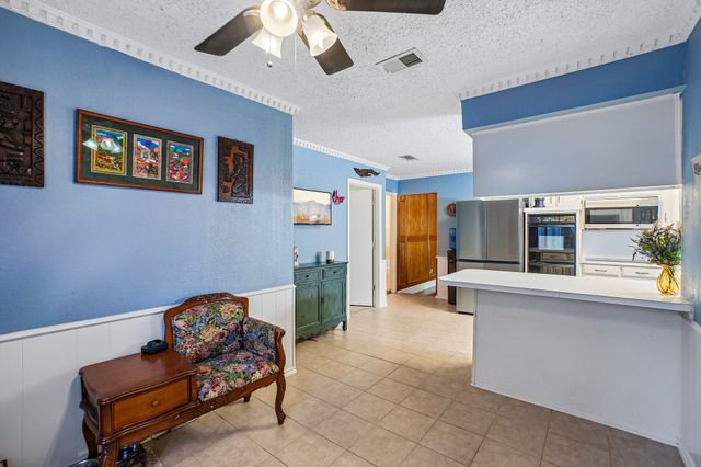 335 Robin Hill Lane, Duncanville, TX 75137