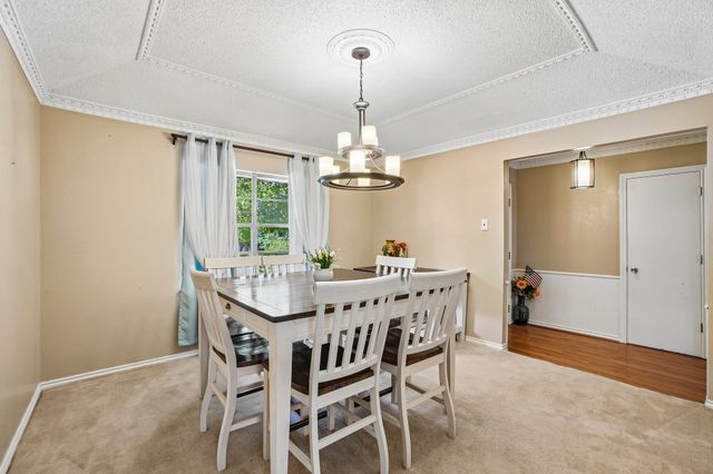 335 Robin Hill Lane, Duncanville, TX 75137