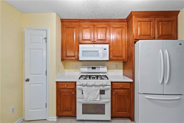 1750 Arborwood Drive, Grayson, GA 30017