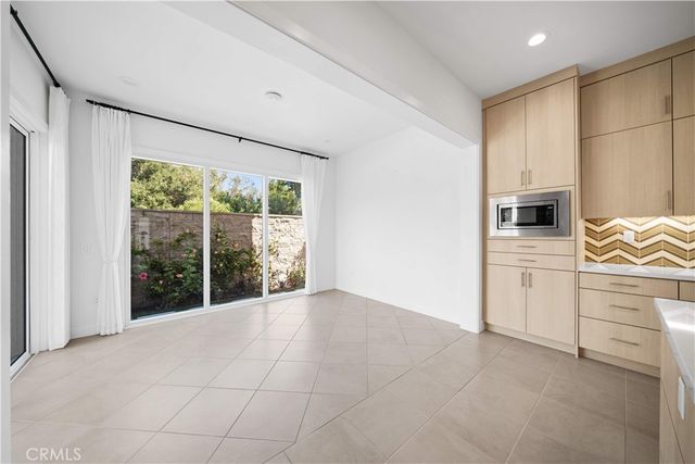 360 Riverbend, Lake Forest, CA 92630