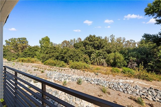 360 Riverbend, Lake Forest, CA 92630