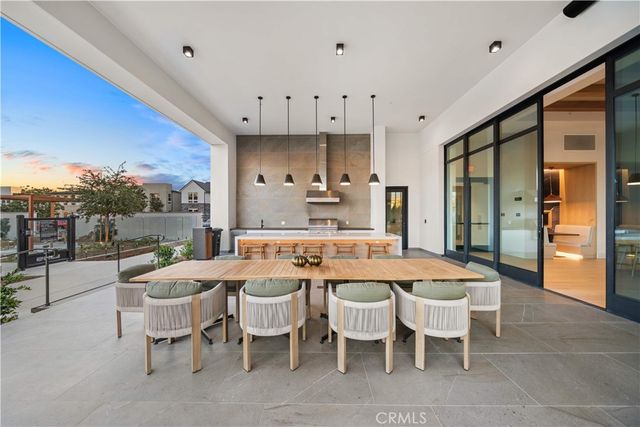 360 Riverbend, Lake Forest, CA 92630