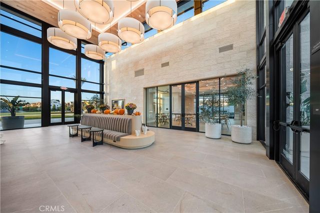 360 Riverbend, Lake Forest, CA 92630