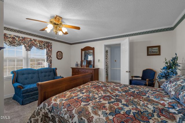 401 Allen'S Crossroads Road, Four Oaks, NC 27524