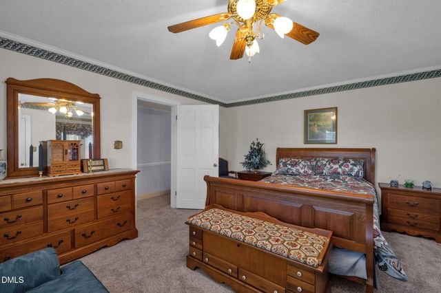 401 Allen'S Crossroads Road, Four Oaks, NC 27524