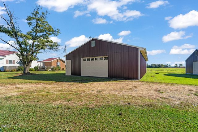 401 Allen'S Crossroads Road, Four Oaks, NC 27524