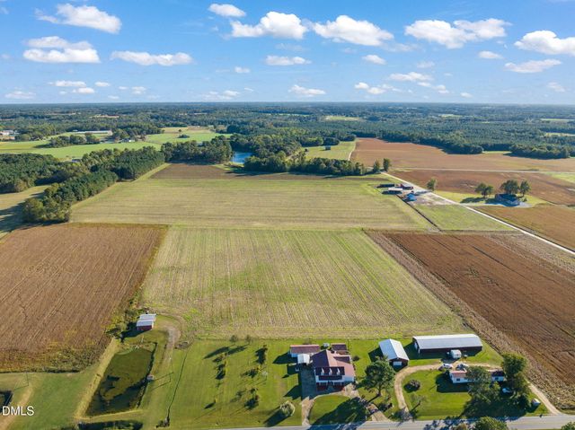 401 Allen'S Crossroads Road, Four Oaks, NC 27524