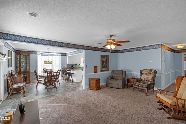 401 Allen'S Crossroads Road, Four Oaks, NC 27524