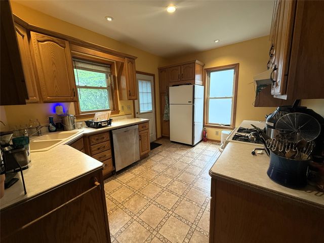 626 WALNUT Street, Meadville, PA 16335