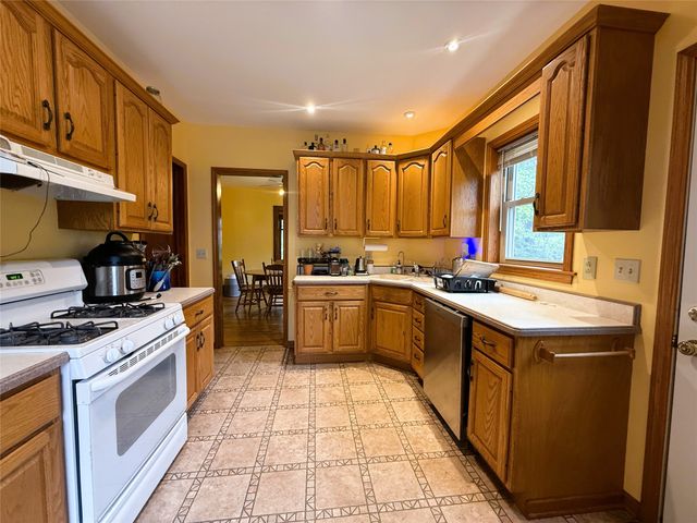 626 WALNUT Street, Meadville, PA 16335