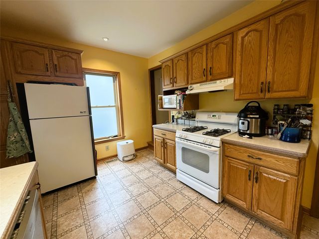 626 WALNUT Street, Meadville, PA 16335