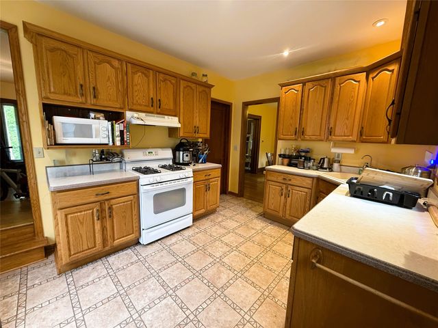 626 WALNUT Street, Meadville, PA 16335