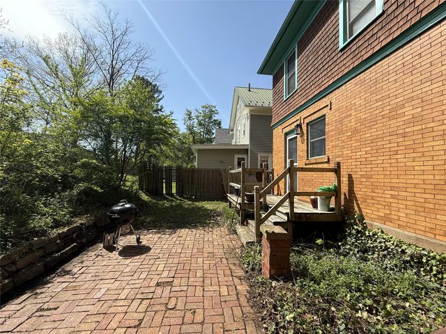 626 WALNUT Street, Meadville, PA 16335