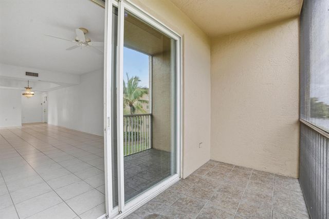 7647 Southampton Terrace 318, Tamarac, FL 33321