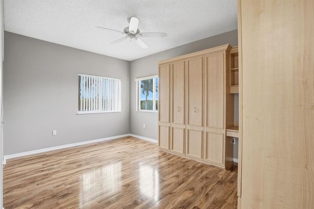 7647 Southampton Terrace 318, Tamarac, FL 33321