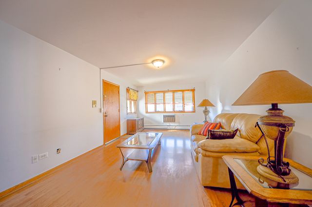 8216 W BELMONT Avenue 2N, Chicago, IL 60634