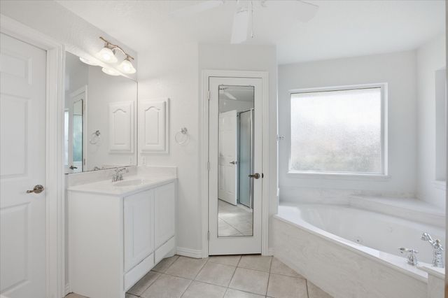 2808 Weylene Paseo, Granbury, TX 76049