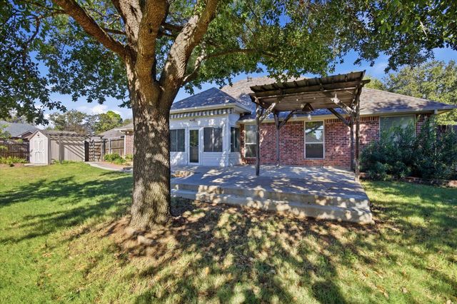 2808 Weylene Paseo, Granbury, TX 76049