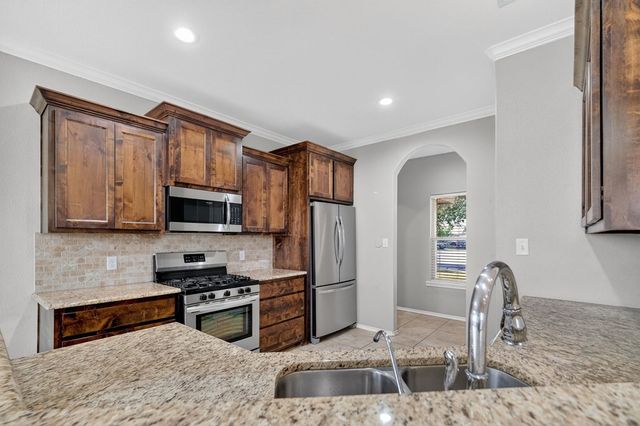 800 Calumet St, Midland, TX 79706