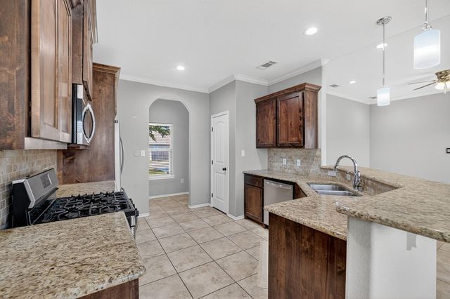 800 Calumet St, Midland, TX 79706