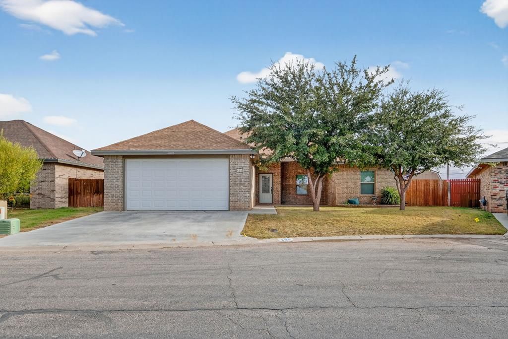 800 Calumet St, Midland, TX 79706