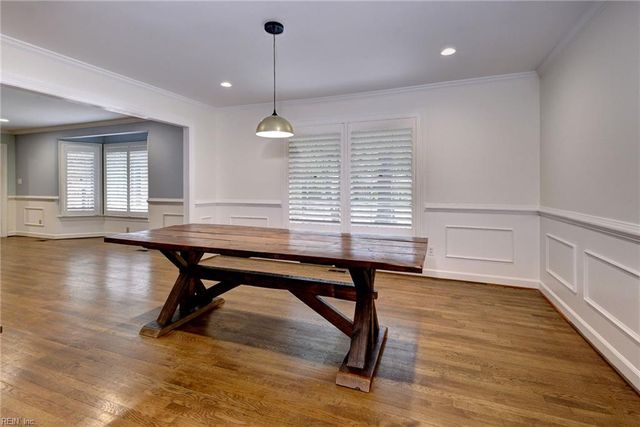 101 Holman RD, Williamsburg, VA 23185