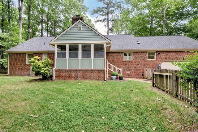 101 Holman RD, Williamsburg, VA 23185