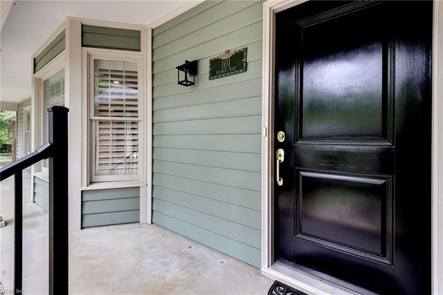 101 Holman RD, Williamsburg, VA 23185