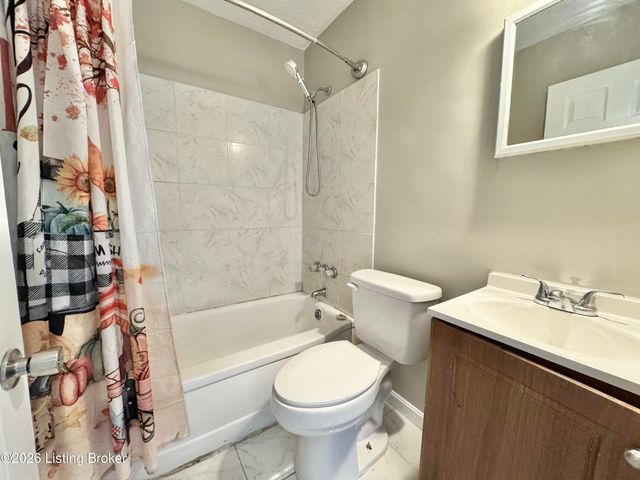 2760 Montana Ave, Louisville, KY 40208