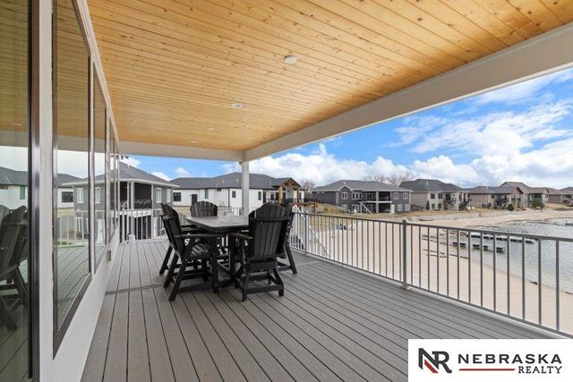962 S Red Cedar Lane, Columbus, NE 68601