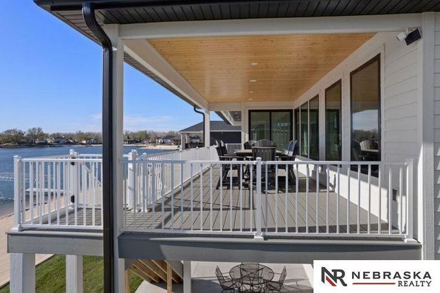 962 S Red Cedar Lane, Columbus, NE 68601