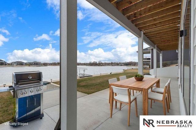 962 S Red Cedar Lane, Columbus, NE 68601
