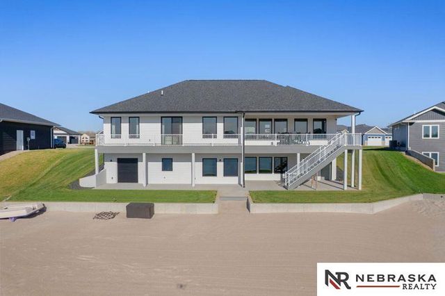 962 S Red Cedar Lane, Columbus, NE 68601