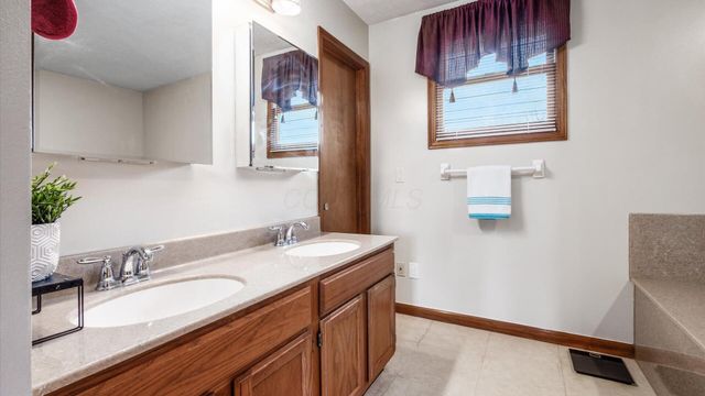 13760 Sudbury Drive, Pickerington, OH 43147