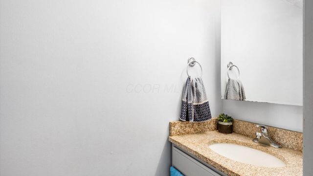 13760 Sudbury Drive, Pickerington, OH 43147