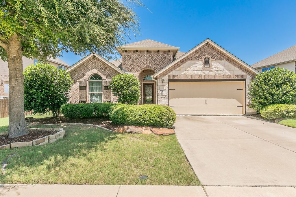 10412 Unity Drive, Fort Worth, TX 76108