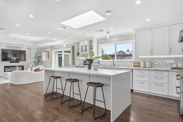 2644 Maplewood Lane, Santa Clara, CA 95051