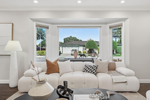 2644 Maplewood Lane, Santa Clara, CA 95051