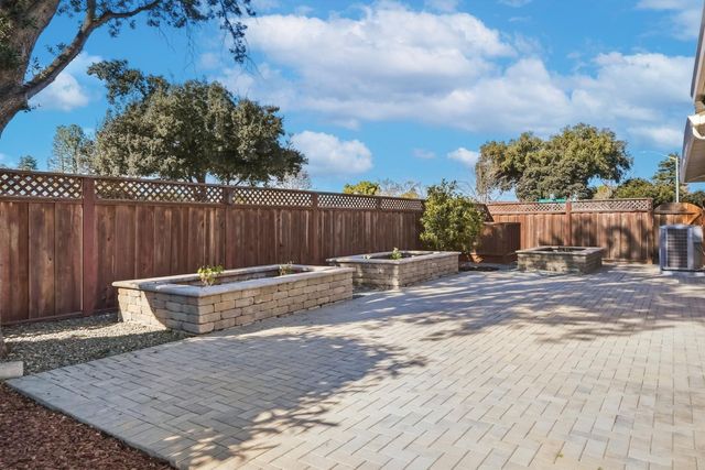 2644 Maplewood Lane, Santa Clara, CA 95051