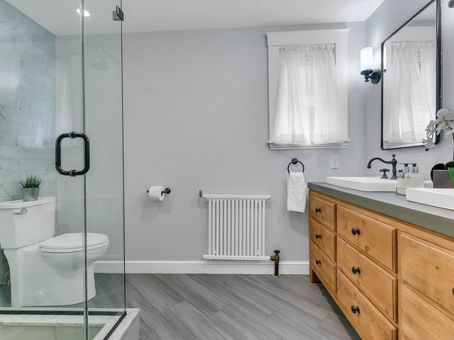 30 Hale St, Beverly, MA 01915